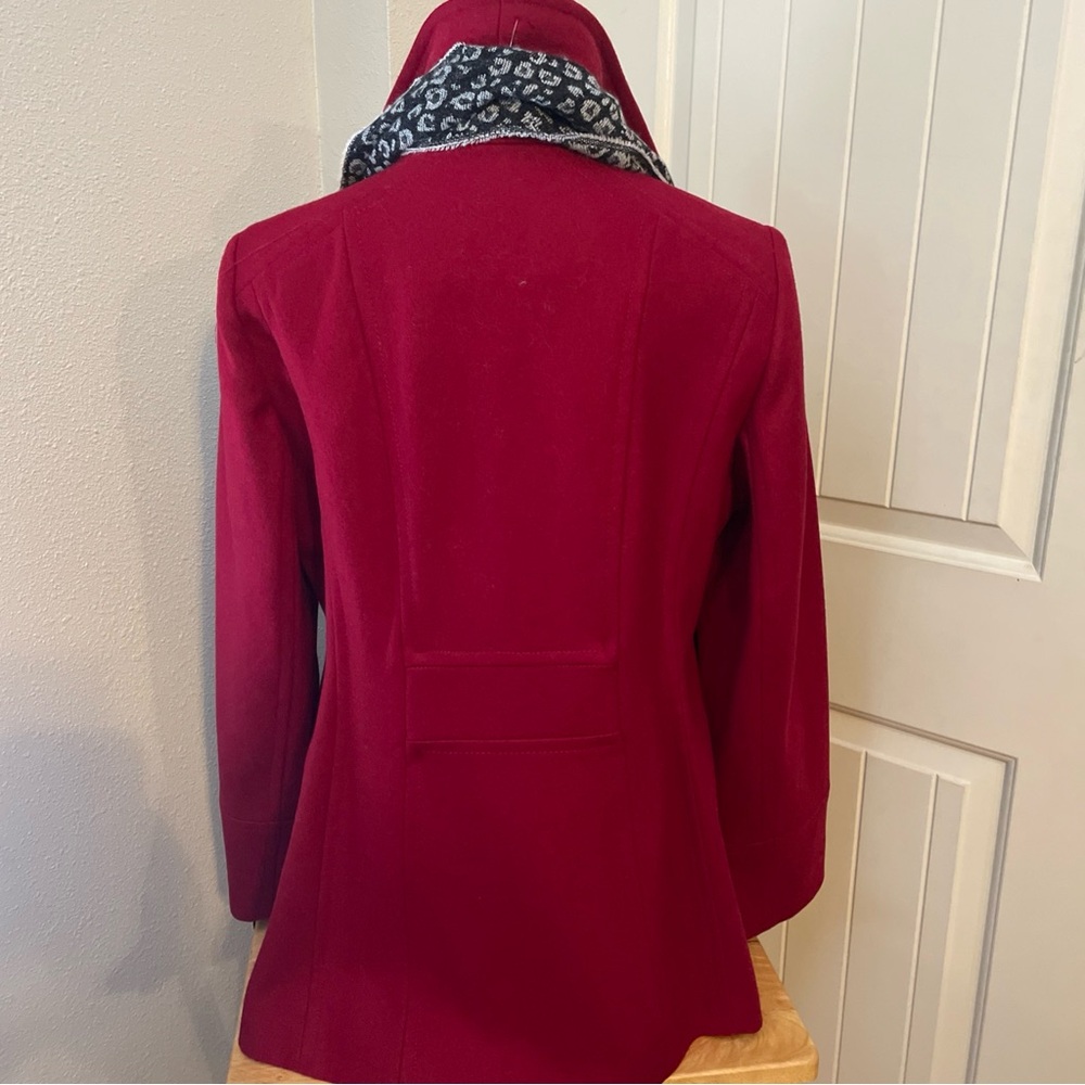 Anne Klein Red Peacoat with Leopard Scarf NWT - Picture 2 of 5